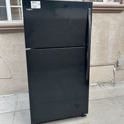 33x31x66 Whirlpool Fridge Black 21cuft 3 Months Warranty