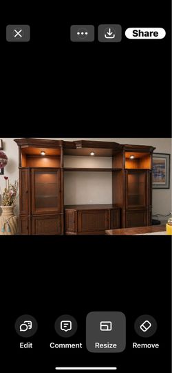 ENTERTAINMENT CENTER