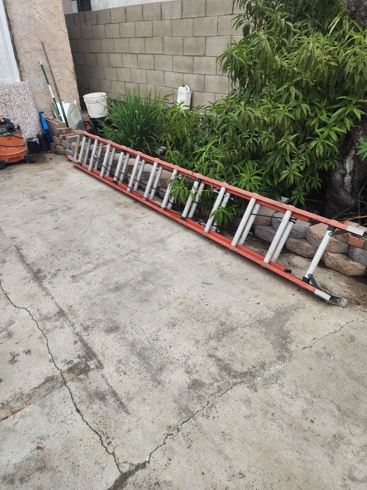 Ladder 27 Feet