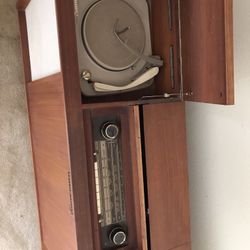 Antique Grundig Majestic Stereo With Turntable And Stereo 