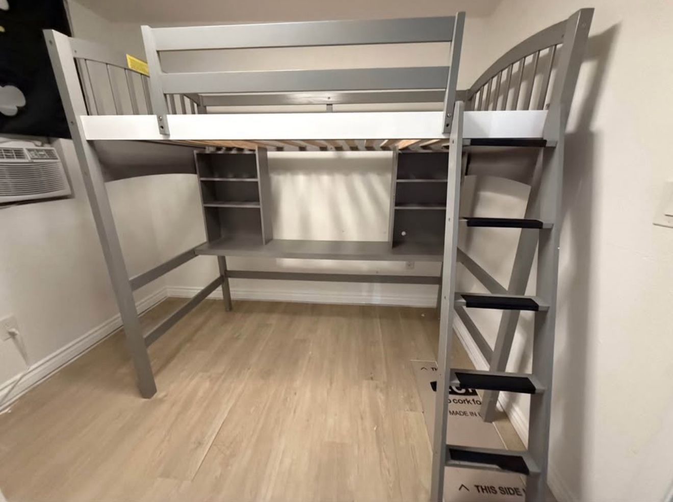 🩵 (AVAILABLE) Twin Size Loft Bed with Storage Shelves, Desk and Ladder.