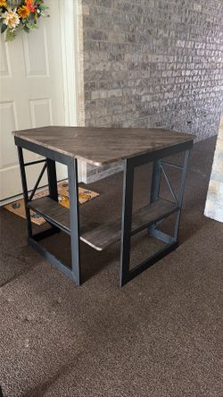 Corner Desk