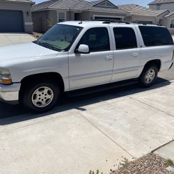 2004 Chevrolet Suburban