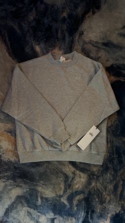 Alo Yoga Grey Crewneck Sweatshirt New with Tags