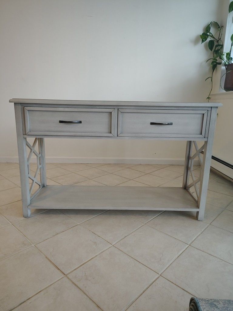 Entry Way Table