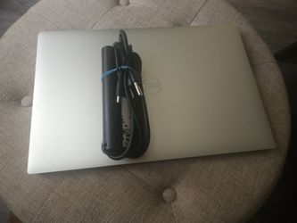 Dell XPS 15 7590 i7 16gb Ram 1TB SSD NVMe Drive 15.6" Screen Nvidia GPU