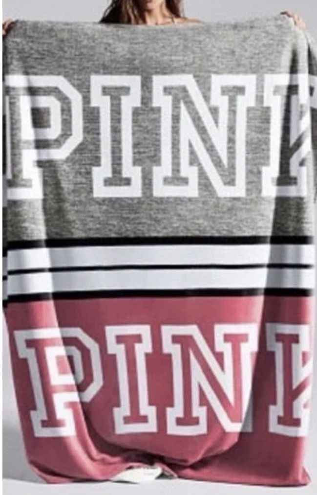 Rare VS Pink Blanket