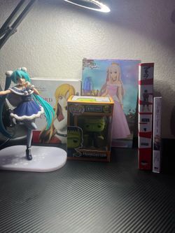 Anime bundle manga funko and figures