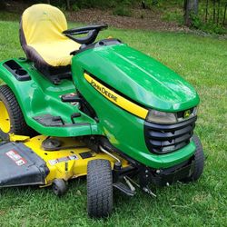 John Deere X320 