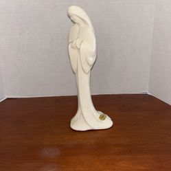 Vintage Haeger Pottery #272 Praying Madonna Creamy White Likely From 1970’s 11 1/2“ X 4“ S2
