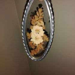 Vintage Pressed Flowers Oval Pewter Frame 4in By 2.5 In Great Condition Very Clean Hard Item To Find 