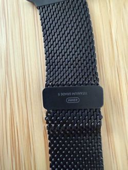 Black titanium Milanese loop Apple