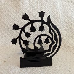 Candle Holder Black Metal Circular With Decorative Flowers 