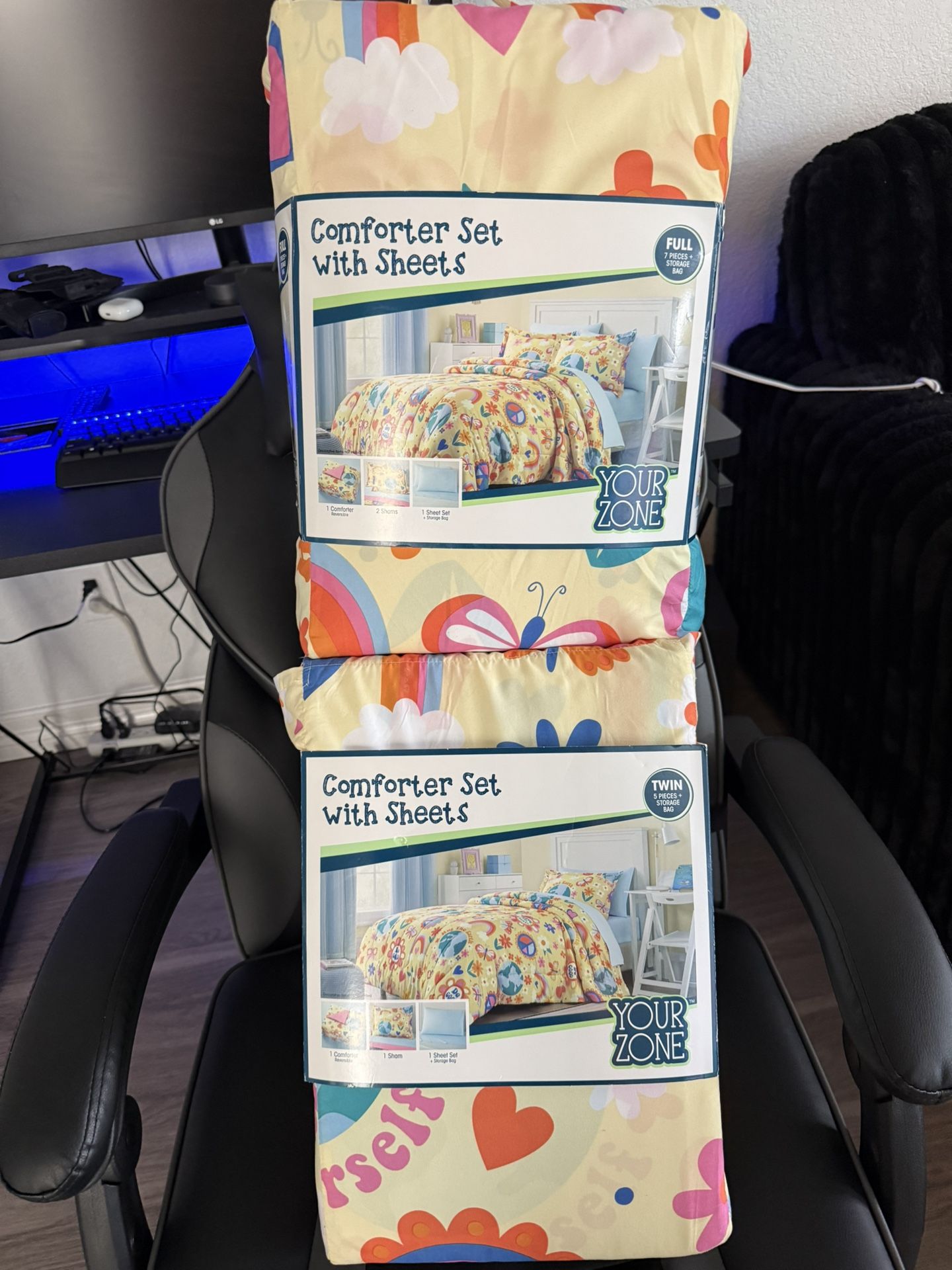 New Twin Sized Comforter Set $10