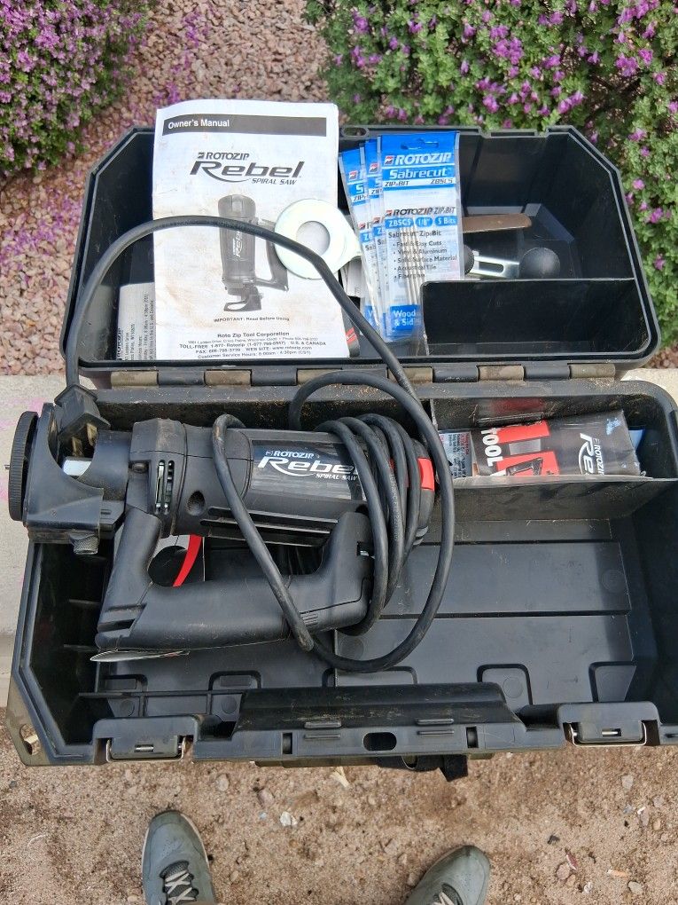 Rotozip Rebel Spiral Saw 