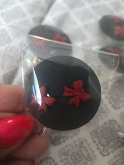 Bow earings