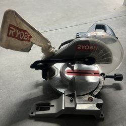 Ryobi Saw 