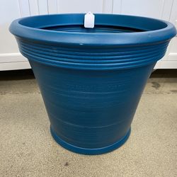 GROSFILLEX Blue Large 56L Plastic Flower Pot