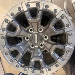 Bronco Raptor Wheels 17s 