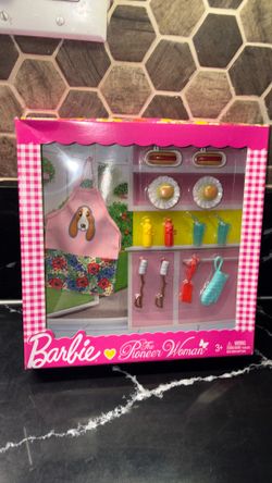 Barbie  THE PIONEER  WOMAN barbecue  set  new