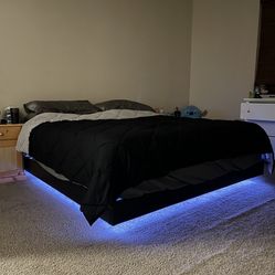 Memory foam king bed with floating bed frame