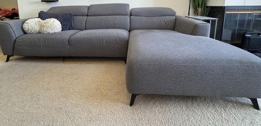 L-Shaped Sectional with Chaise (UTC area)