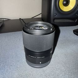Sigma 30mm F/1.4 Contemporary Lens E Mount.
