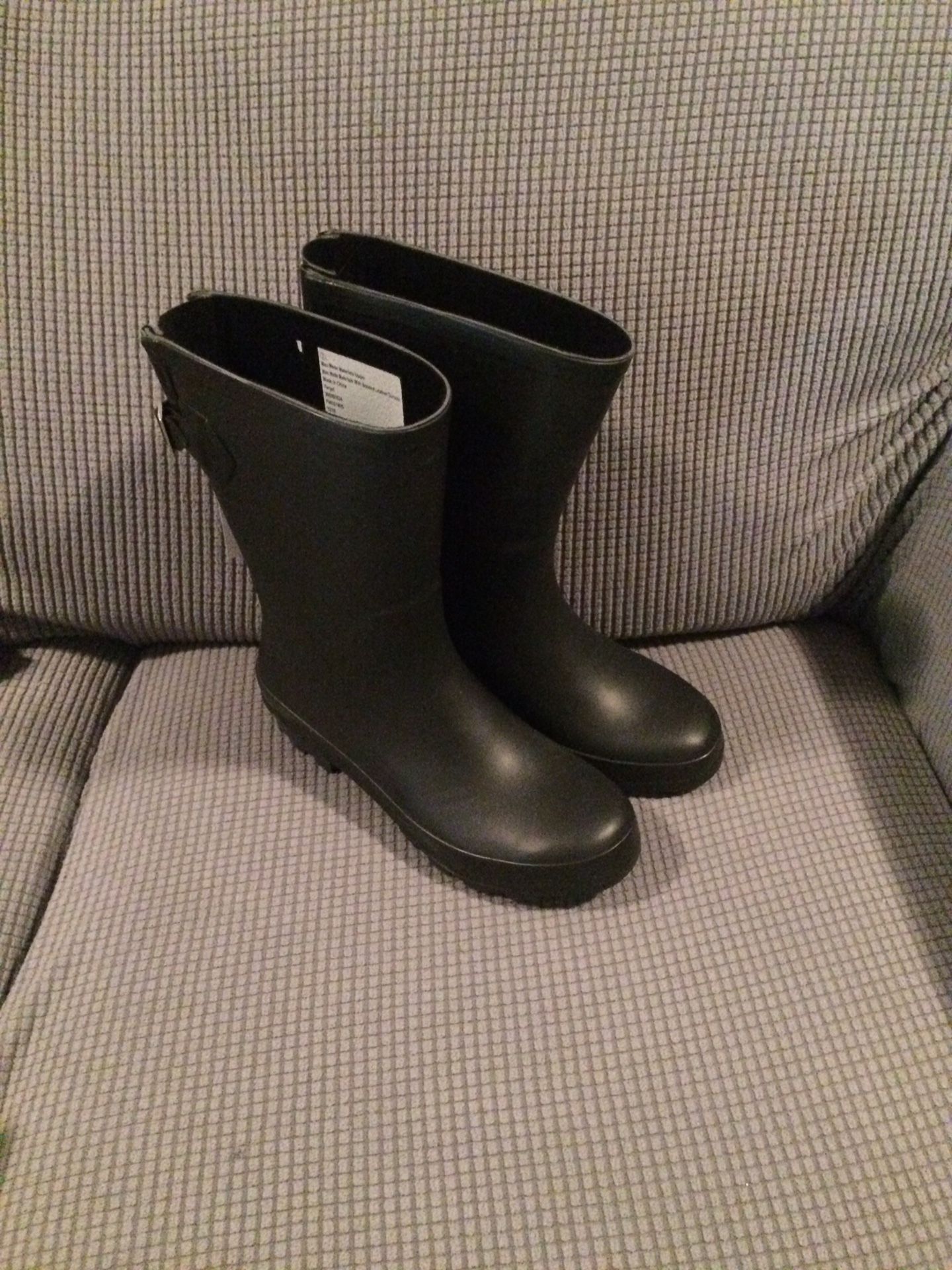 Size 7 rain boots