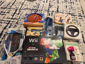 Nintendo Wii Console Bundle with Accessories
