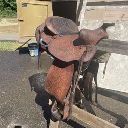 Western Saddle 