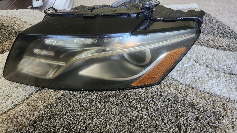 Audi Q5 2009 DRIVER HEADLIGHT