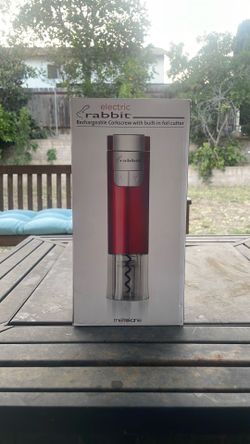 Electric cork screwer