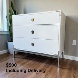 West Elm Malone White 3-Drawer Dresser – Free Delivery 🚚 