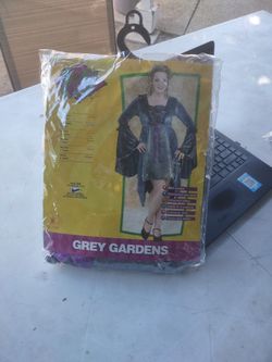 Grey Gardens Costume