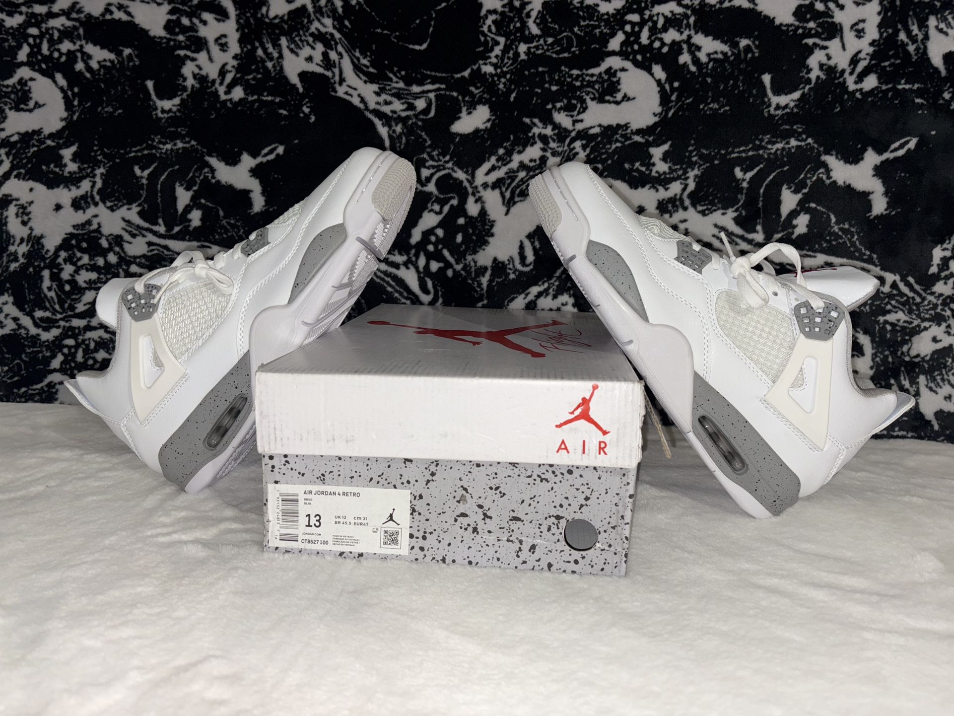NEW Size 13 Men Jordan 4 Retro White Oreo