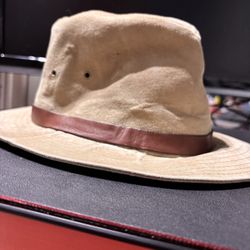 EDDIE BAUER Vintage khaki tan colored fedora Men’s hat. 100% cotton. Size L