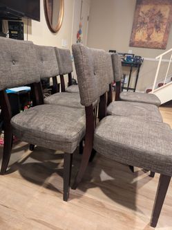 6 Free Chairs