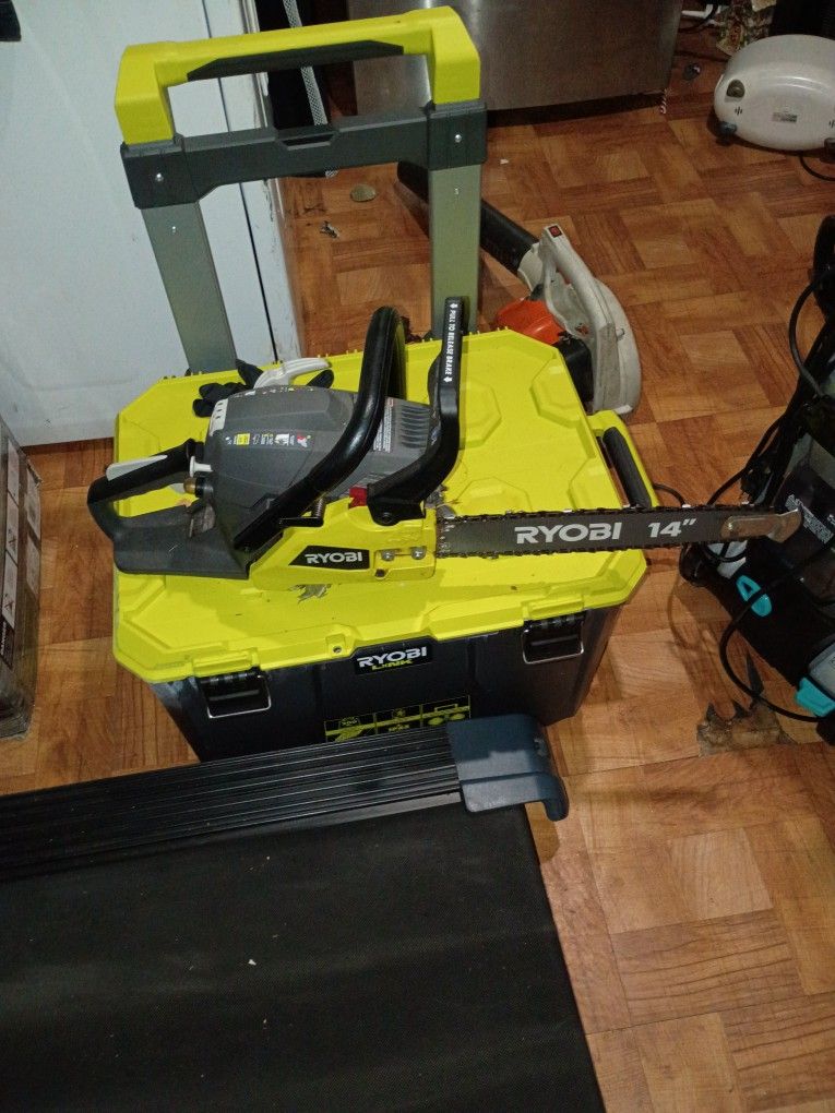 Ryobi Chainsaw