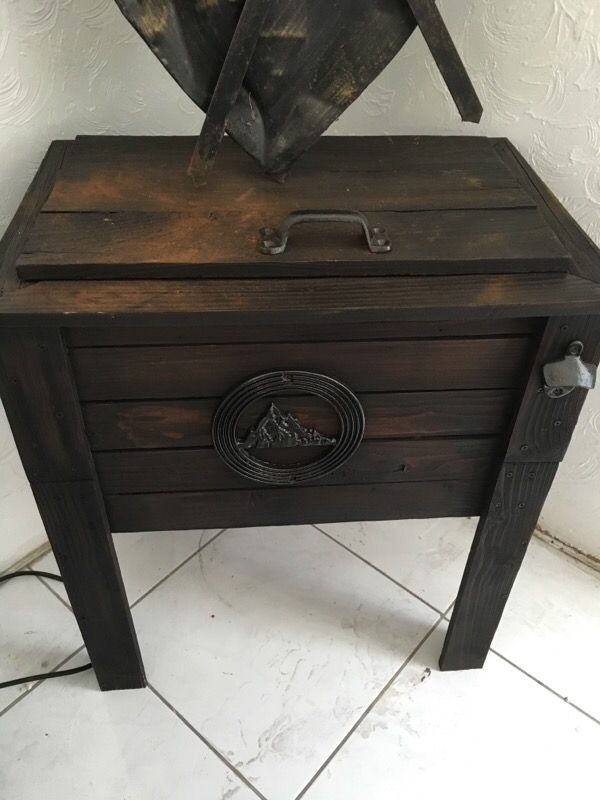 Vintage Wood Outdoor Cooler Stained Look For In Vintage Wood Outdoor Cooler Stained Look For In Henderson Nv Offerup