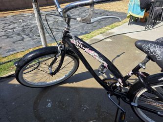 Nirve womans beach cruiser 3 speeds