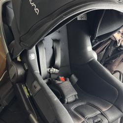 Nuna Pipa Car Seat & Base