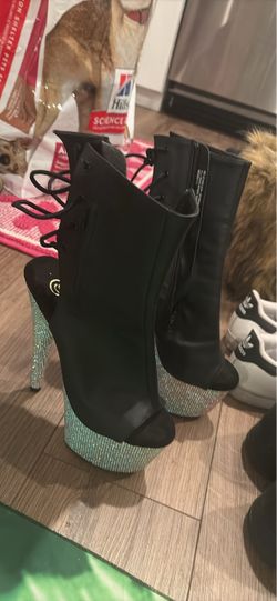 Pleaser heels
