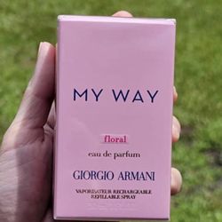 Giorgio Armani Perfume 