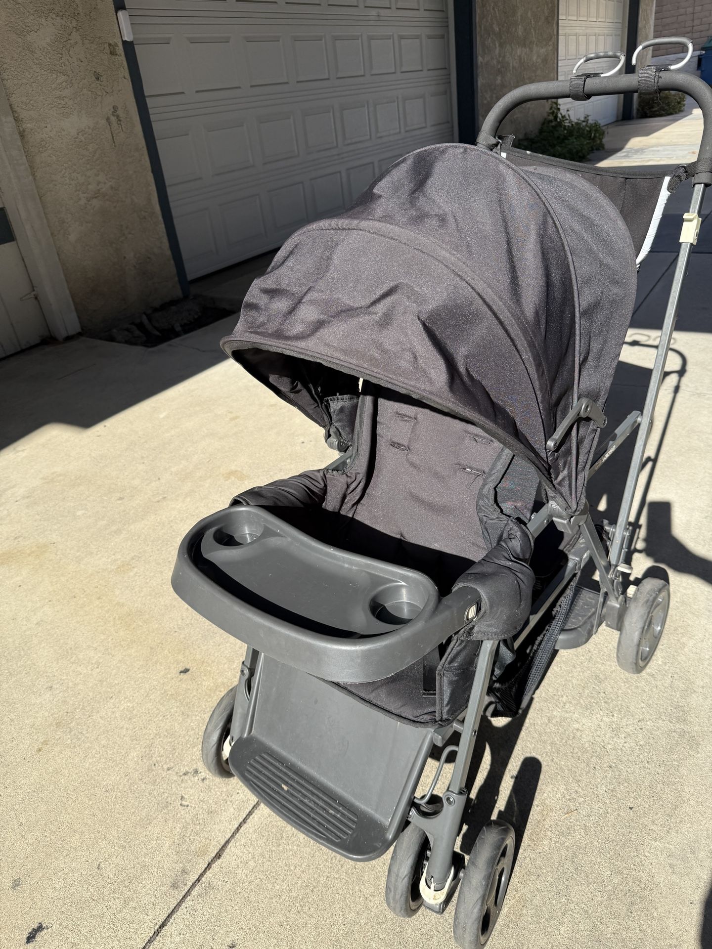 Joovy Caboose sit and stand Double stroller