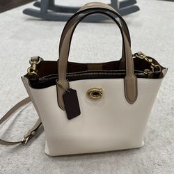 Willow Tote 24 In Colorblock coach