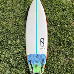 4”11 Like New Sci-Fi Grom Surfboard