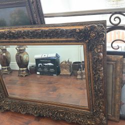 Mirror With The Frame Is Like You Very Nice Very Elegant. It’s Almost For Mirror To Medium Size. One Small Is Almost. I Have 42 Small Two Mm Or Large.