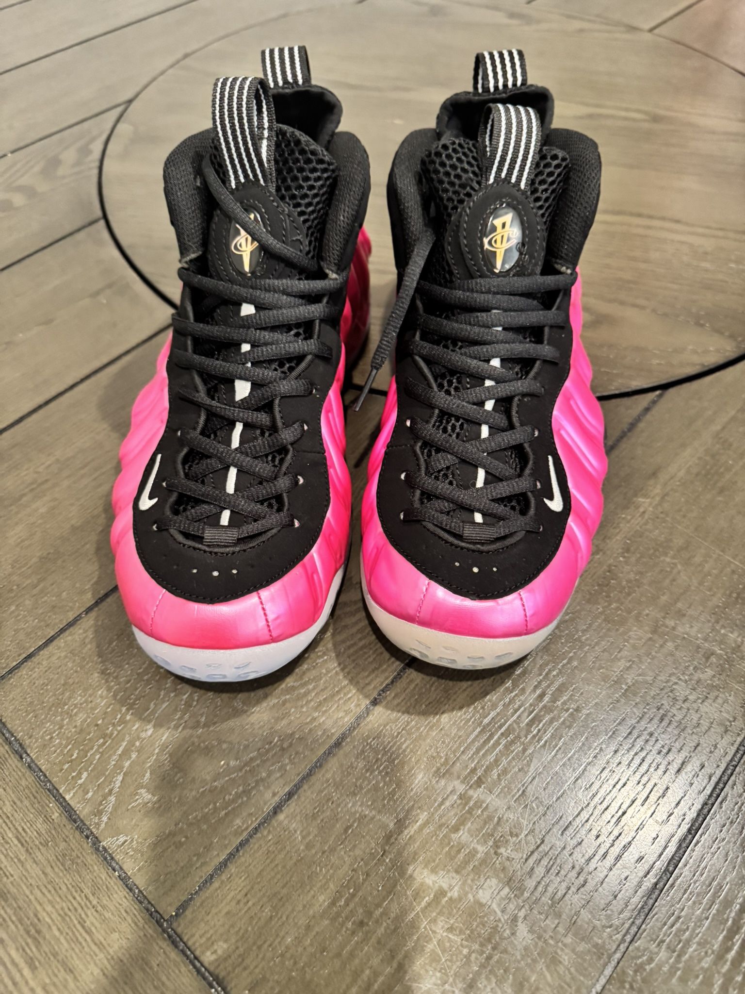 Nike Air Foamposite One Pearlized Pink