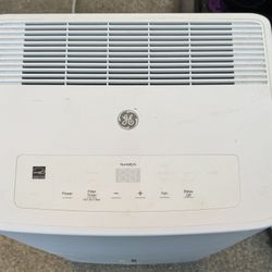 GE-PINT ENERGY STAR PORTABLE DEHUMIDIFIER DRY WHITE FOR BASEMENTS 