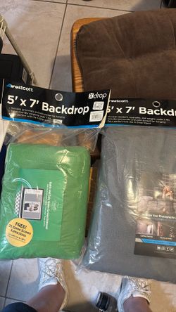 Wescott Photographers 5’ X 7’ Backdrops Green Screen & Neutral Grey
